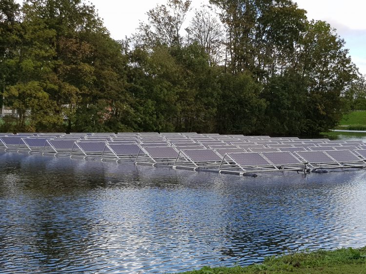 Drijvende zonnepanelen